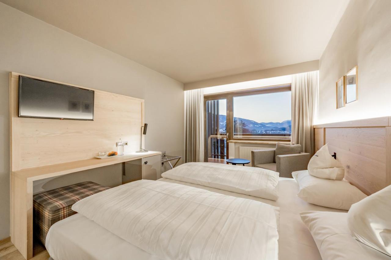 ריסקונה Royal Hotel Hinterhuber מראה חיצוני תמונה