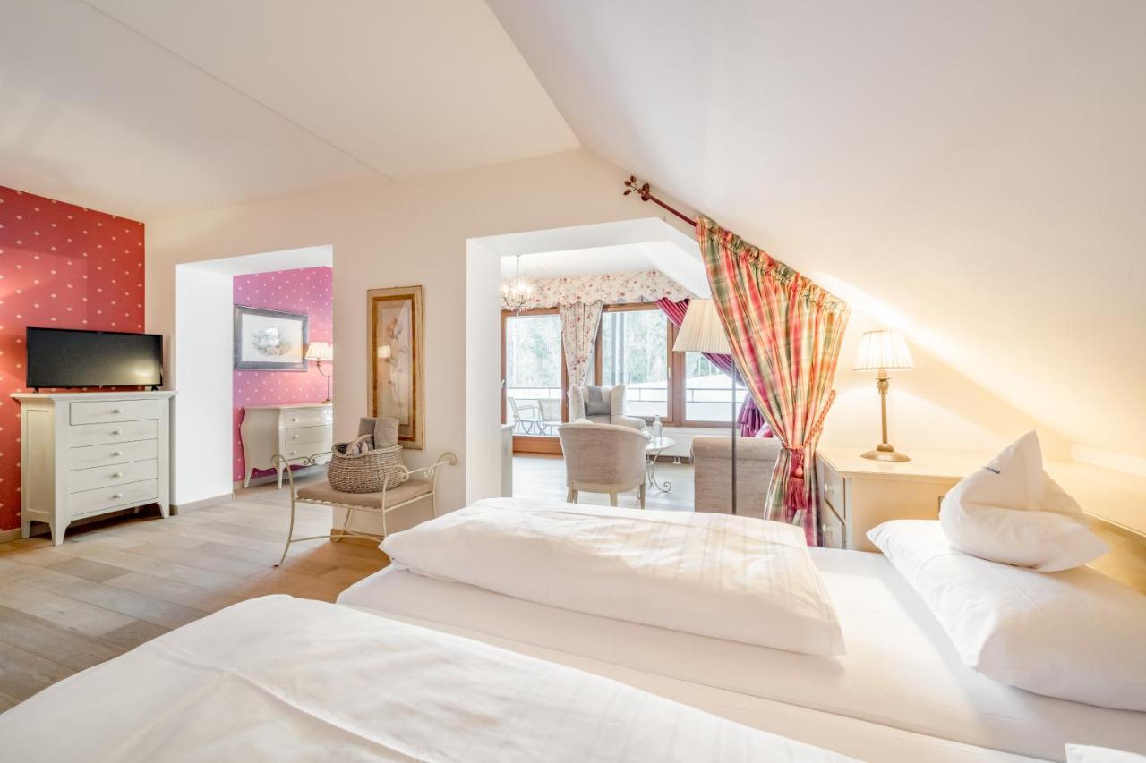 ריסקונה Royal Hotel Hinterhuber מראה חיצוני תמונה